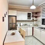 Apartment Large In *