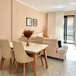 Apartment Large In *