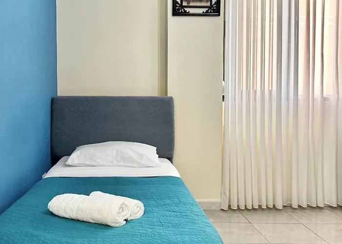 Large In Appartamento